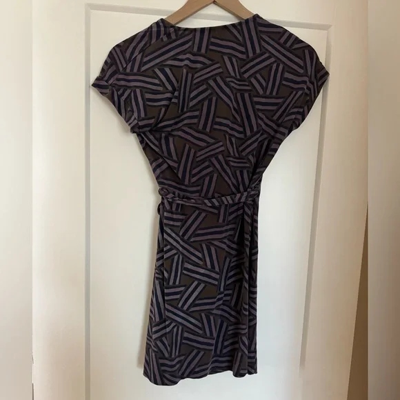 Diane von furstenberg wrap dress